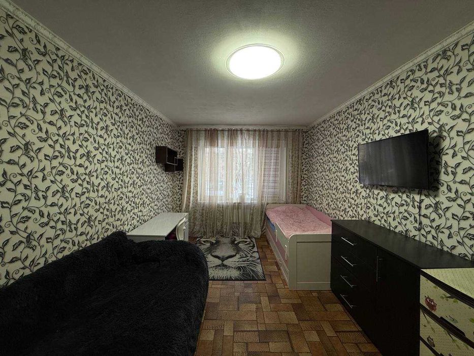 1 комнатная квартира на ул. Добровольского. Косметический ремонт!