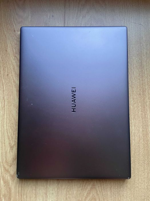 Huawei Matebook 14 - intel i7/16gb RAM/512gb