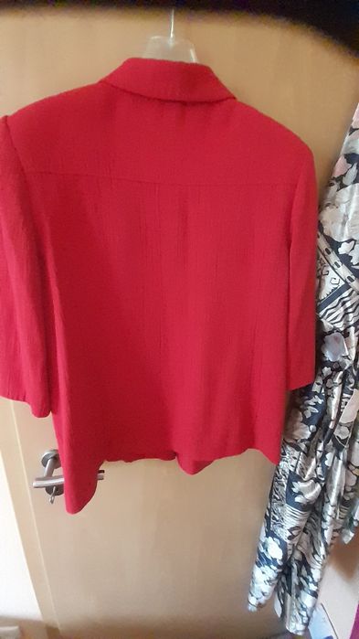 Czerwony żakiet 44/ 46