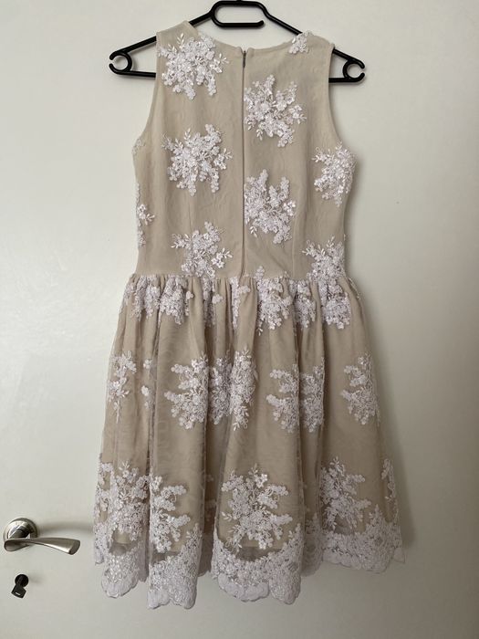 Sukienka z koronką EMO, rozmiar M 38