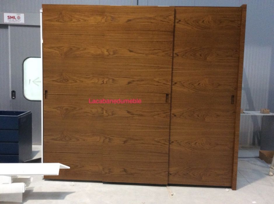 Fazemos roupeiros de todas as medidas,lacados ou pintados,embutidos.