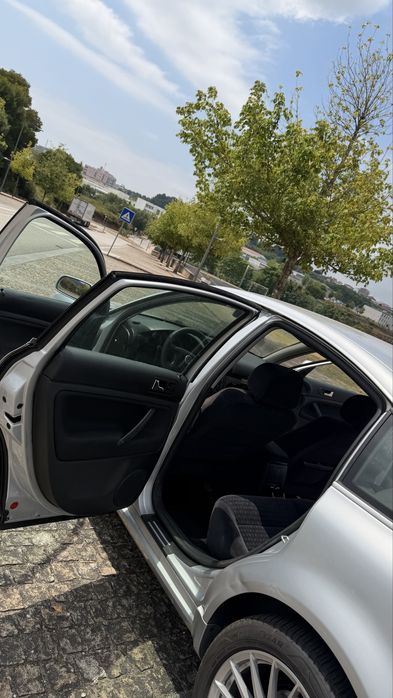 Volkswagen Passat — fotografia 9
