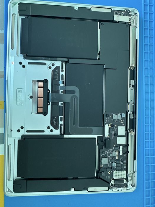 Macbook air 2020 a2337 icloud lock