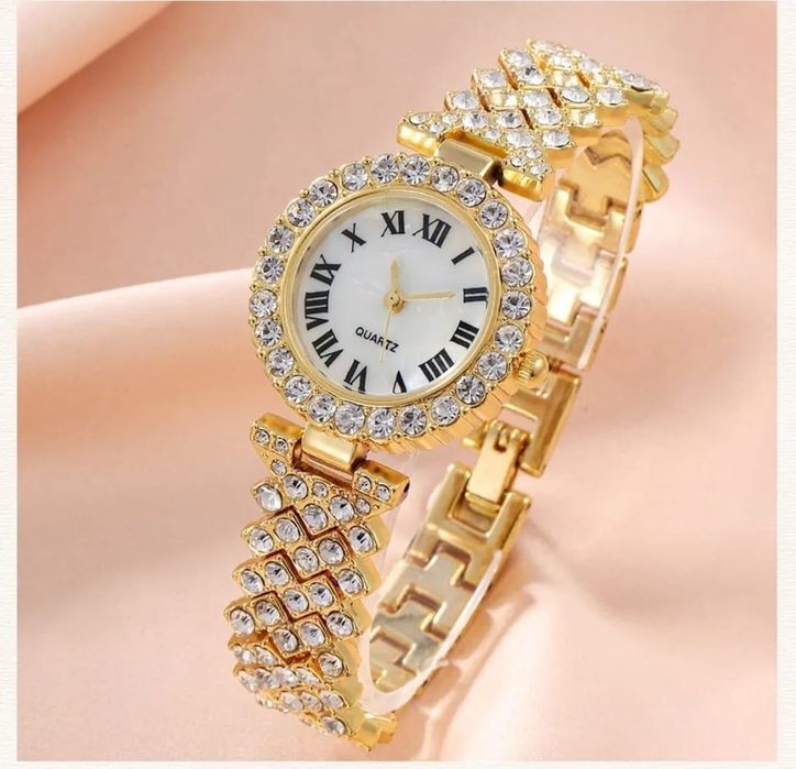 Zestaw biżuterii zegarek