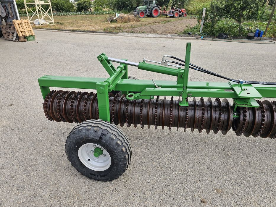 Rolo destorroador/compactador