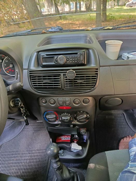 Fiat Punto 2010 VIN ZFA18800007029424 фото оголошення 7 з 22