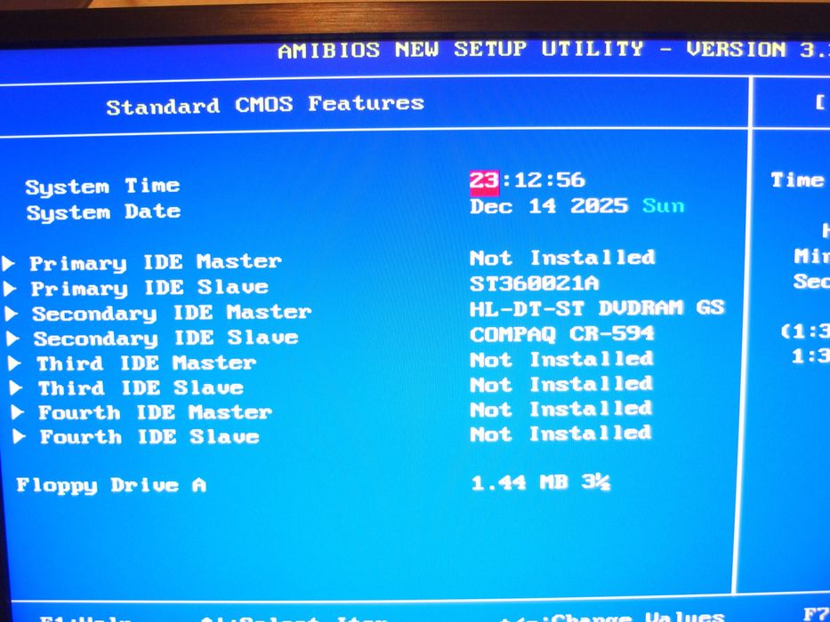 Retro komputer PC Pentium 4 1,5GB RAM Riva TNT2 MSI 865PE