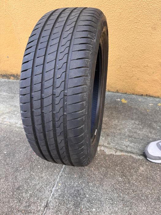 Pneu carro firestone