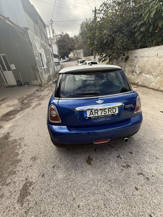 Mini cooper d em muito bom estado