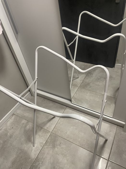 Wanienka ze stelażem