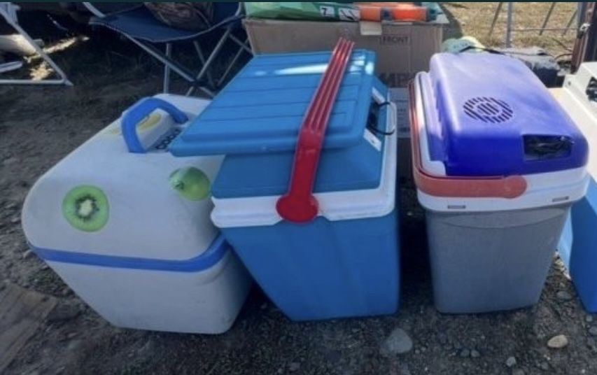 Автомобільний холодильник !