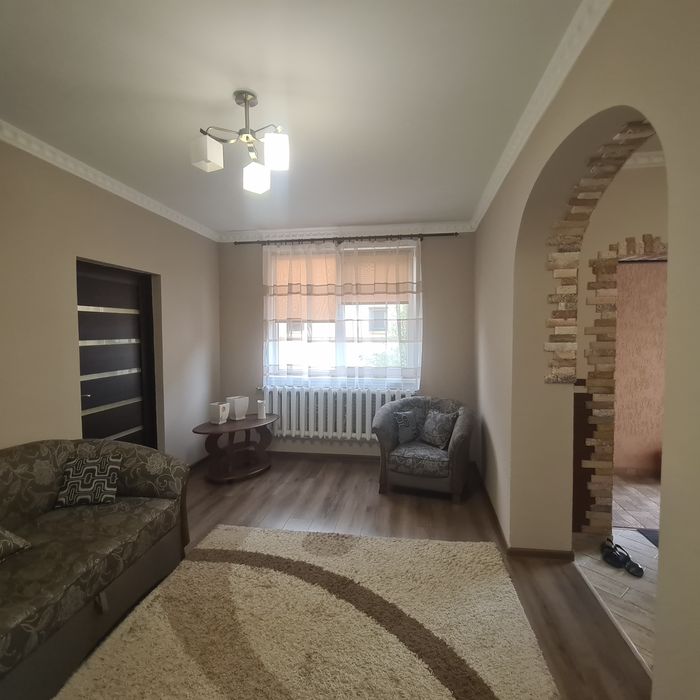 Продається чудовий сімейний будинок в м.Берегове.