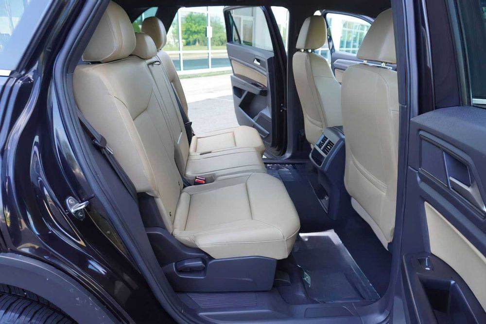 Volkswagen Atlas Cross Sport      2020