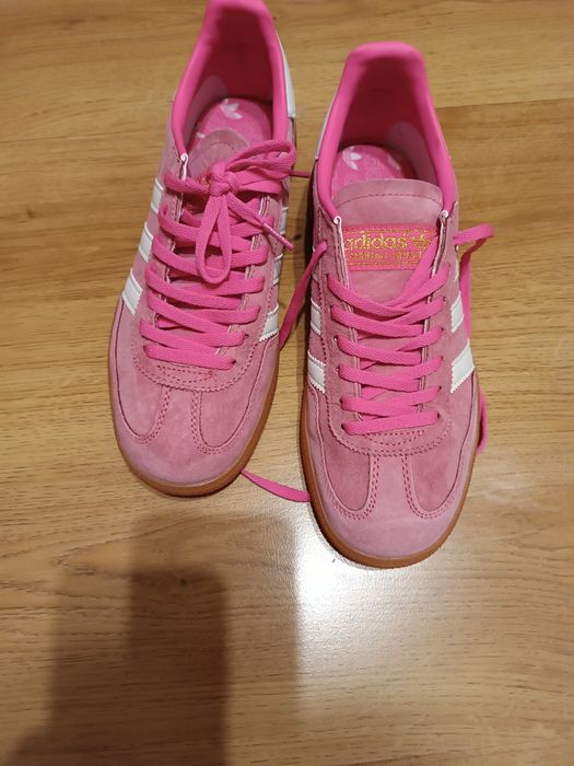 кроссовки adidas 38 - купити жіноче взуття - Ціна на OLX.ua