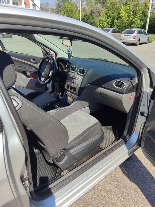 Ford Focus 2009г 1.6