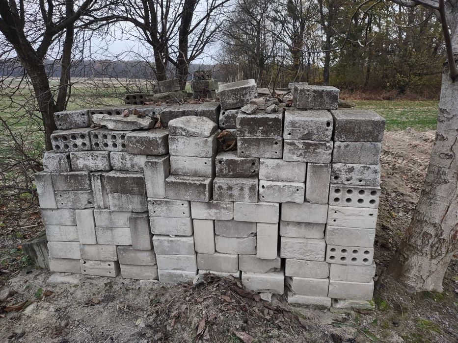 Sprzedam cegłę białą, dziurawkę