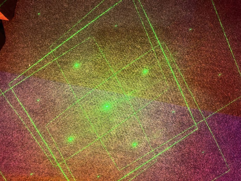 Lader dyskitekowy Beamz Acrux Quatro RGBW