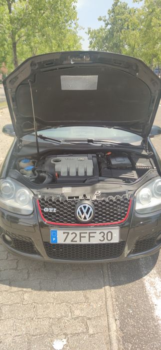 VW Golf 5    (look GTi)