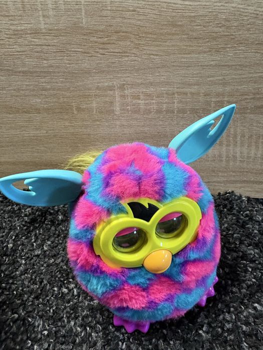 interaktywna zabawka elektroniczna Furby Boom
