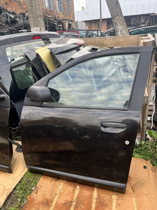 Дверка рено докер Renault Dokker