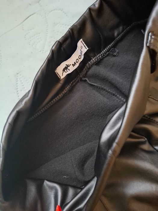 Spodnie eco skóra proste dzwony