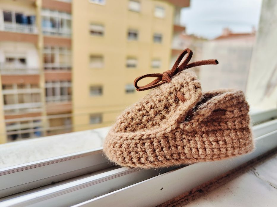 new knitted baby shoes for 0-3 months