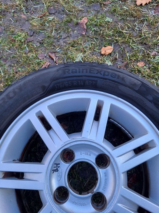 Alufelgi 14 + opony letnie Uniroyal RainExpert 5 Ford komplet jak nowe