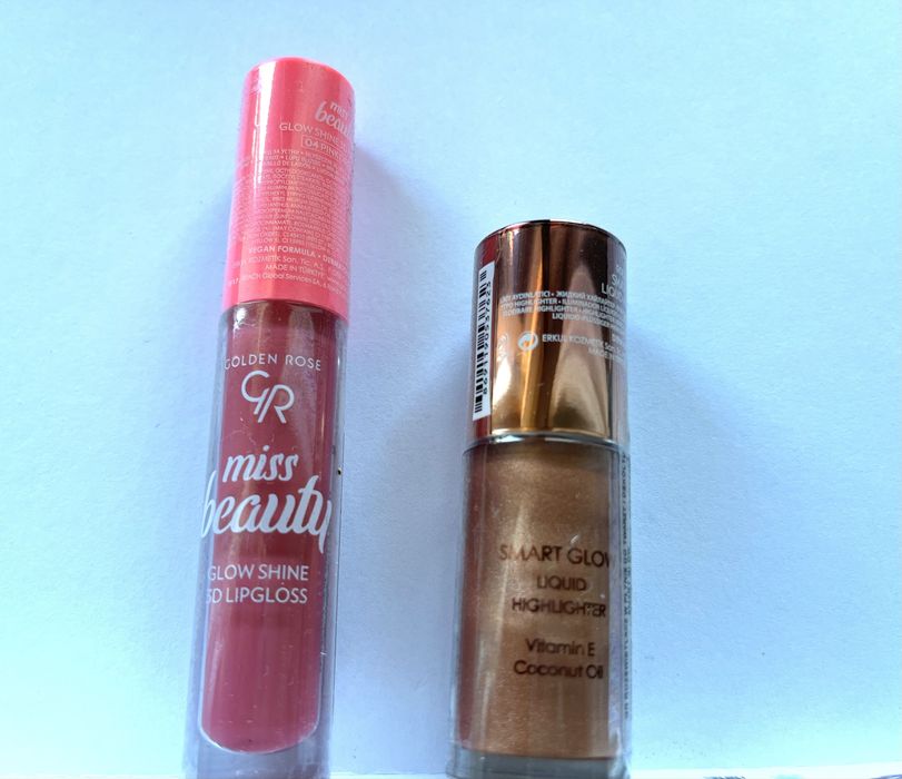 Golden Rose Smart Glow 204 rozświetlacz w płynie błyszczyk 04 Miss