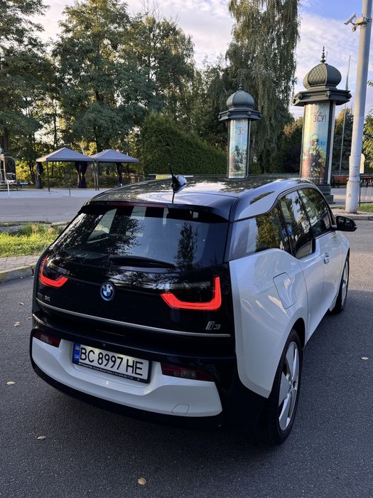 BMW I3 2018 Електричка
