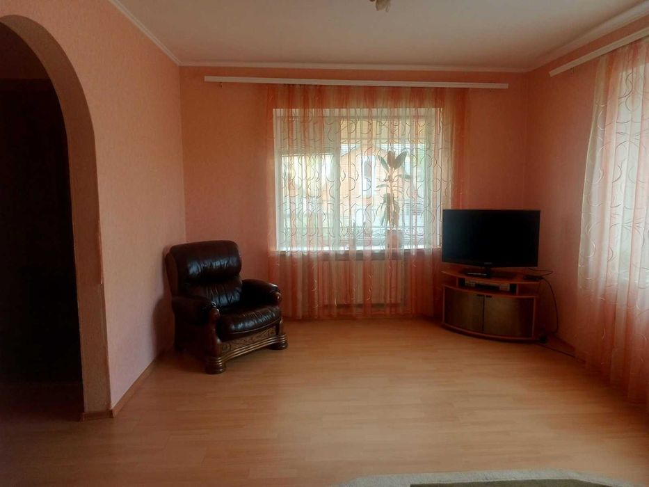 Продаж 2 поверхового будинку з гаражем, с. Тиврів