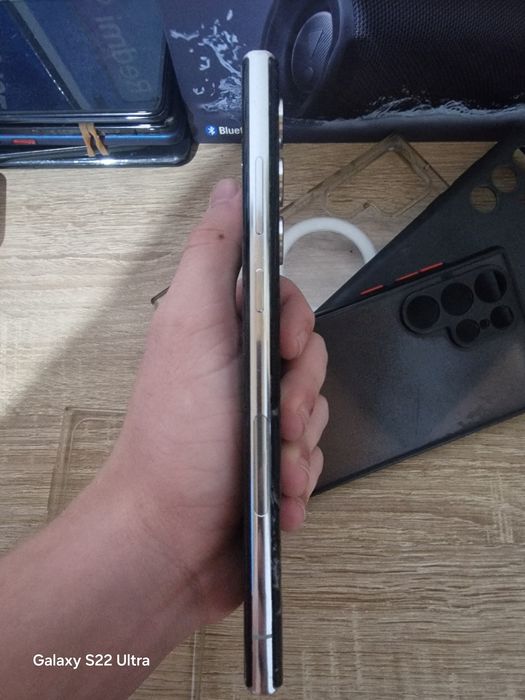 Samsung S22 ultra...