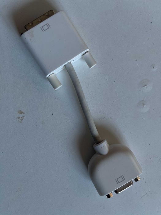 Adaptador DVI para VGA da Apple