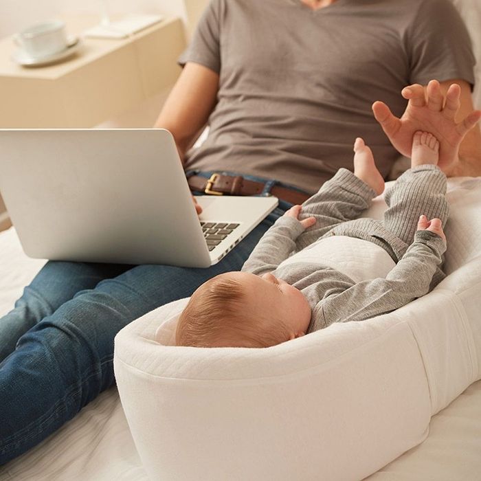 Прокат аренда кокон Red Castle Cocoonababy