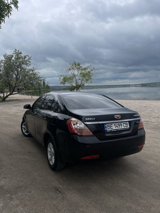 Geely Emgrand EC7 2013