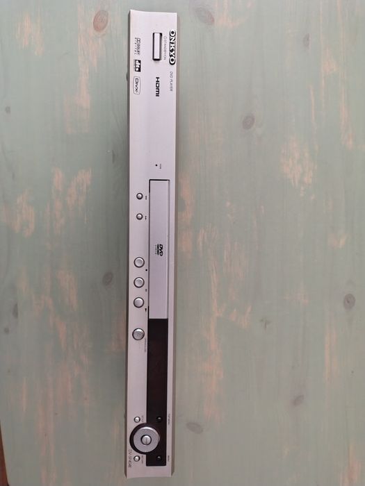 Zestaw Odtwarzacz DVD Onkyo dv-sp404e + Pokaźna biblioteka filmów