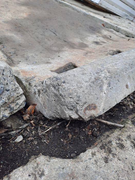 Залізо бетонні плити