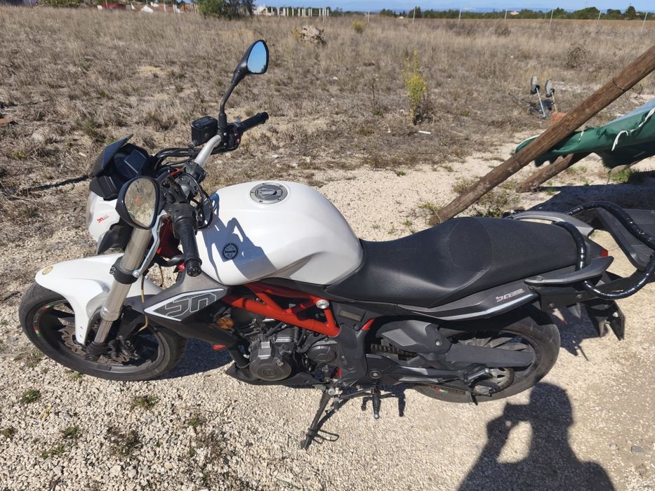 Moto muito boa, ano 2016, 27000km