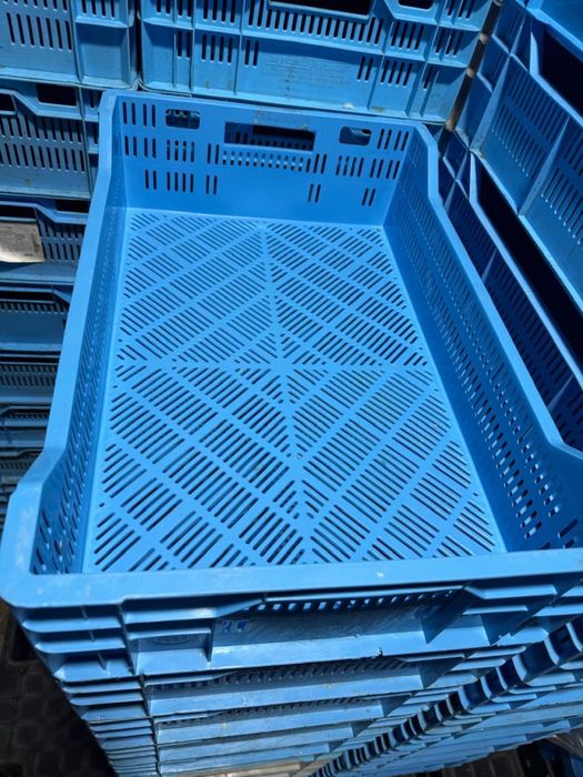 Ящик пластиковий харчовий.