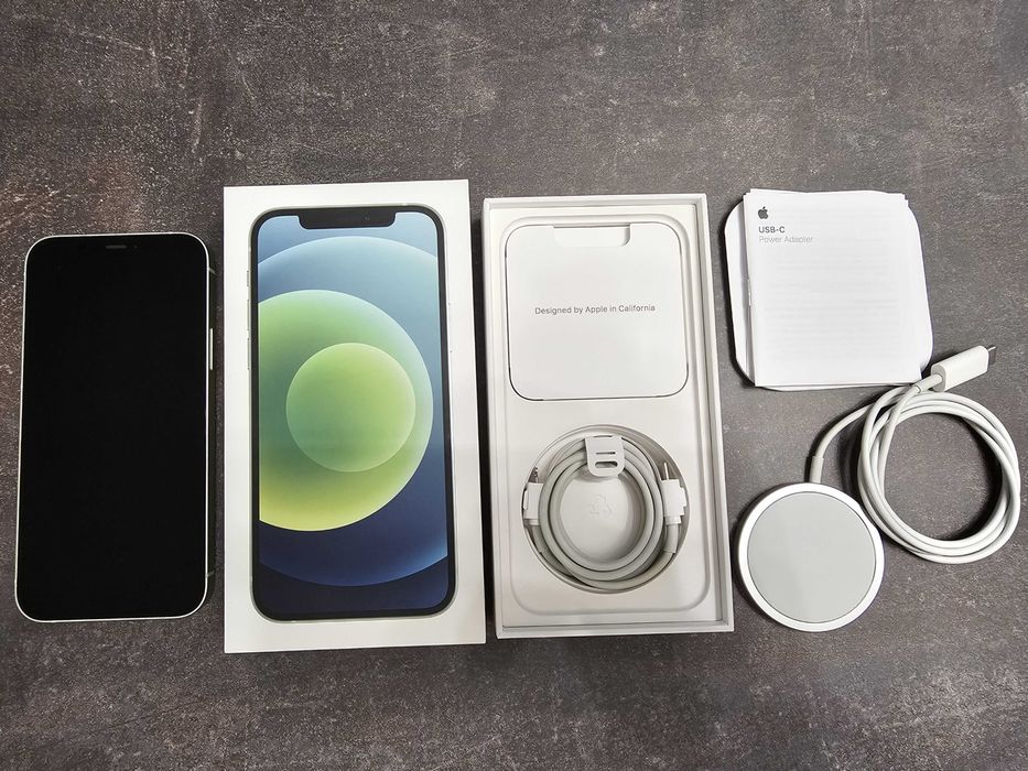 iPhone 12 64GB  -  MagSafe  -  Face ID