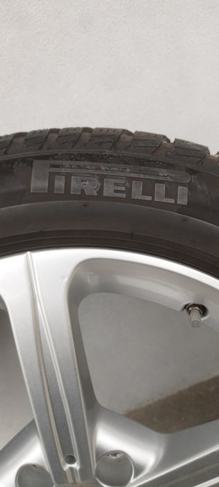 Jantes 17" 5*112 originais Mercedes com pneus Pirelli