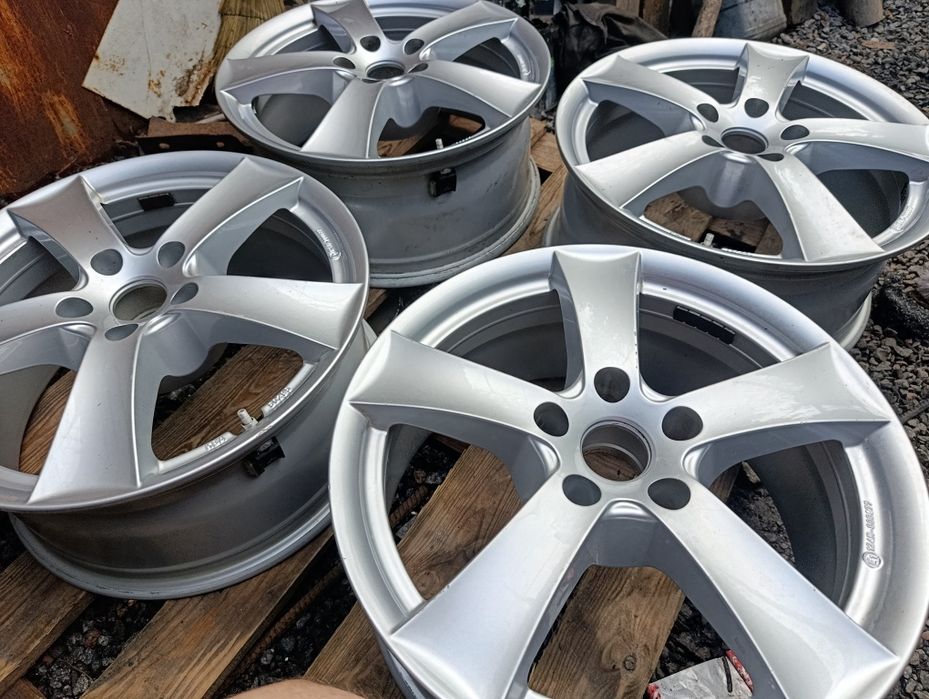 Диски R17 5x112 Et 27 Dia 66.6