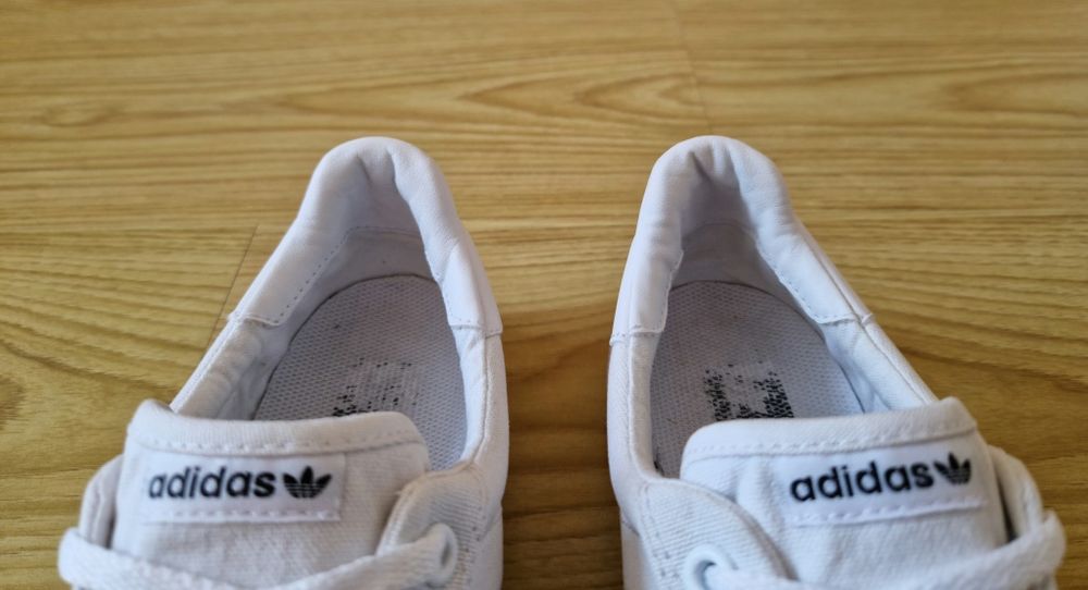 Кросівки ADIDAS 42 розмір (стелька 26.5см) Original