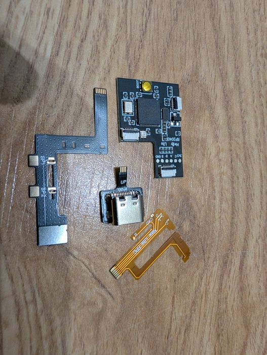 ModChip do Nintendo Switch Lite Pico