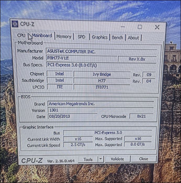 Материнська плата P8H77-V LE з дефектом