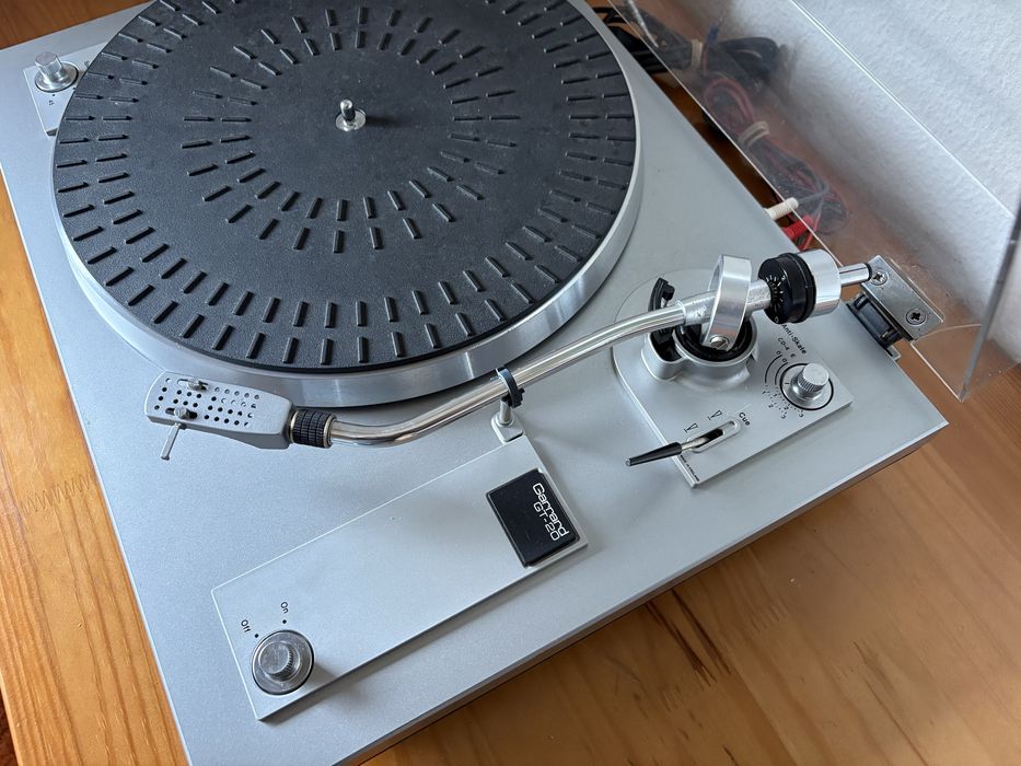 Gira discos Garrard GT-20
