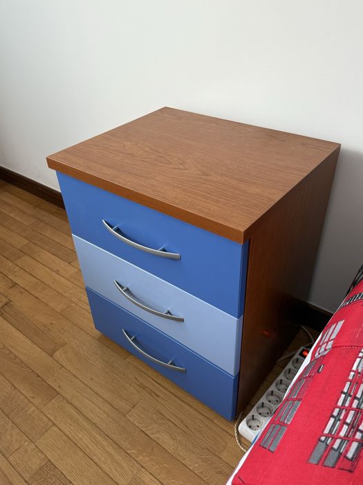 EXECELENTE ESTADO Mobilia de quarto azul