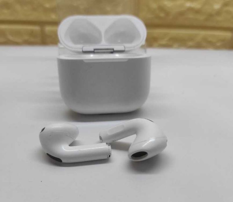 Навушники APPLE AirPods 4; навушники A3050, A3053