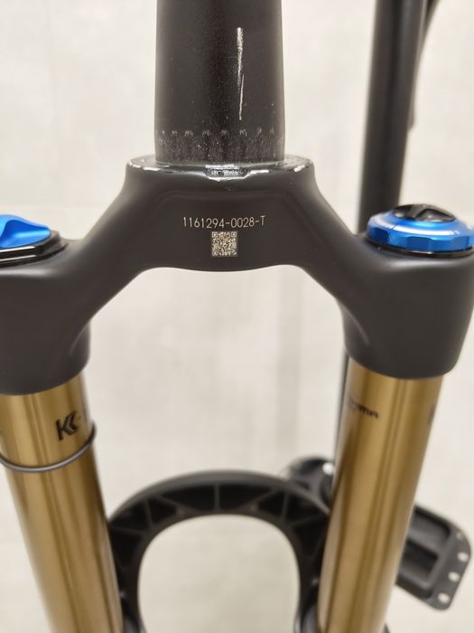 Fox 38 factory 29 kashima gripx2 grip2 r2c2 180mm