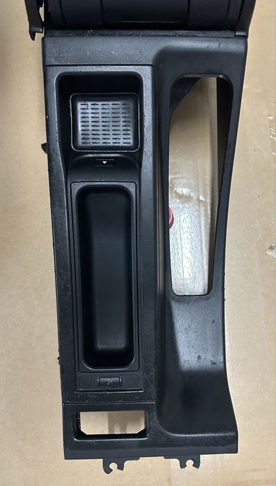 Apoio de braço + consola central Bmw E46 Série 3 Sedan, E46 Touring, E46 Compact de 1998 a 2005