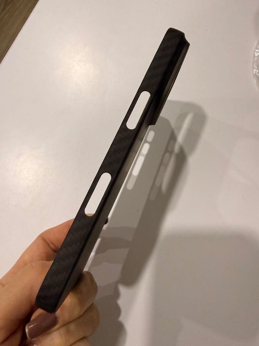Чехол кевларовый на IPhone 16 pro
